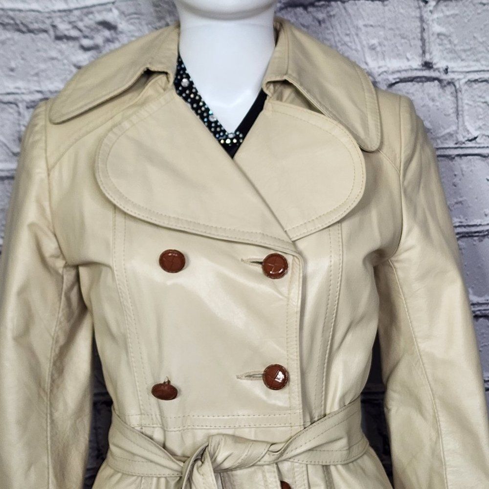 Vintage 1960's Wilson Suede and Leather Ivory Trench Coat, Women's Size 6